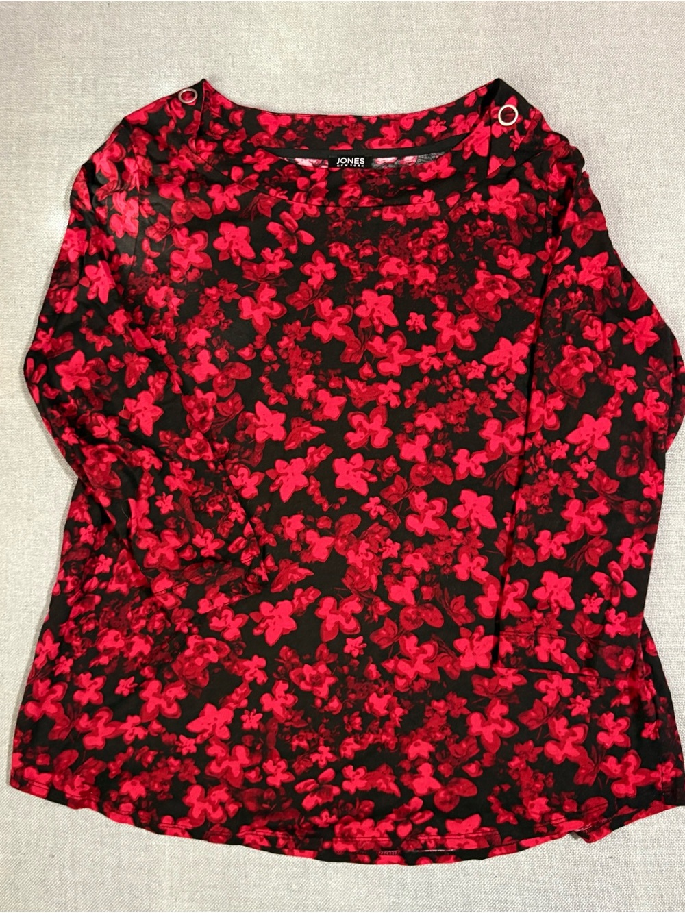 Jones New York Black and Red Floral Long-Sleeve Top